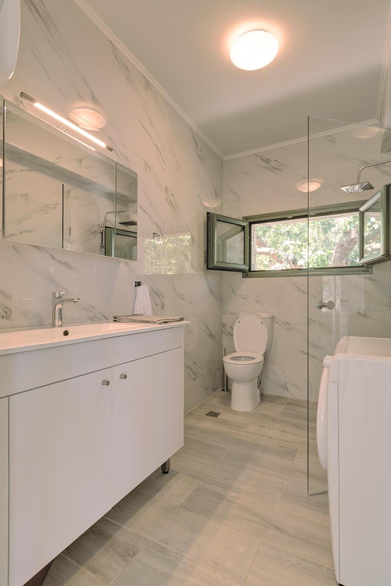Вілла Ouzo Stone House 1 With Private Pool Plomari Екстер'єр фото